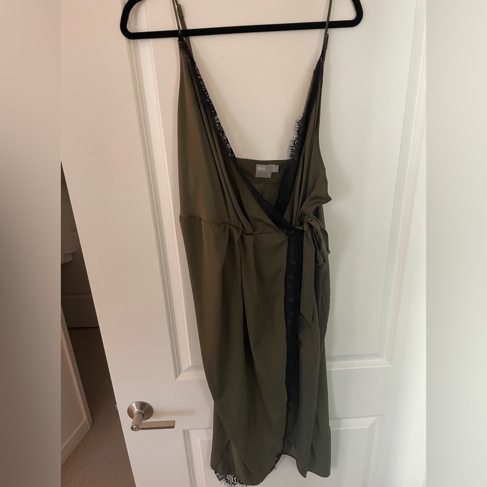 Olive dress with blank lace detail